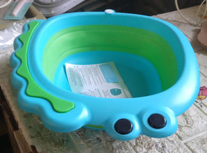 Frog Shape Foldable Baby Wash Basin – Space-Saving Face Washing Tub (33×31cm)
